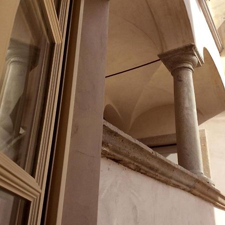 키아베나 La Loggia 아파트 외부 사진